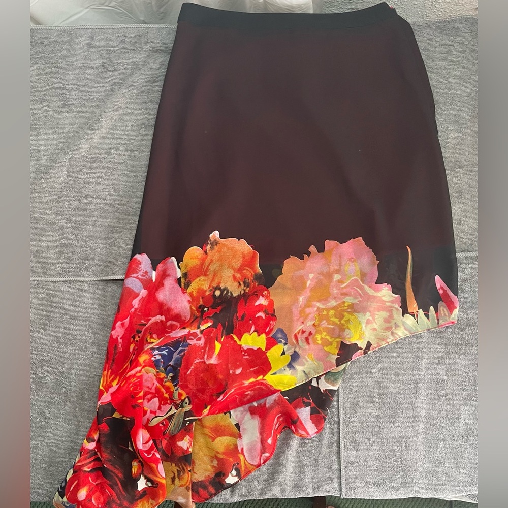 Sugar Lips 100% Polyester Skirt. Size S